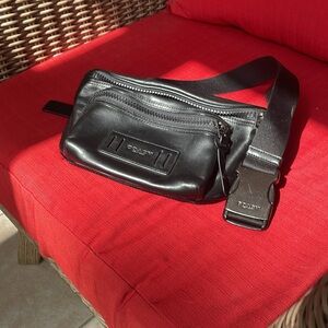 Coach Black Belt Bag Sleek Design Men or Women
